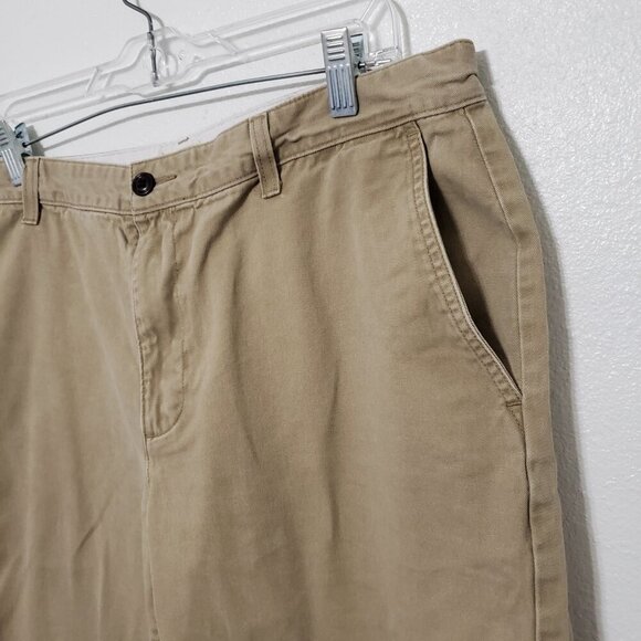 Dockers Shorts - Picture 2 of 8